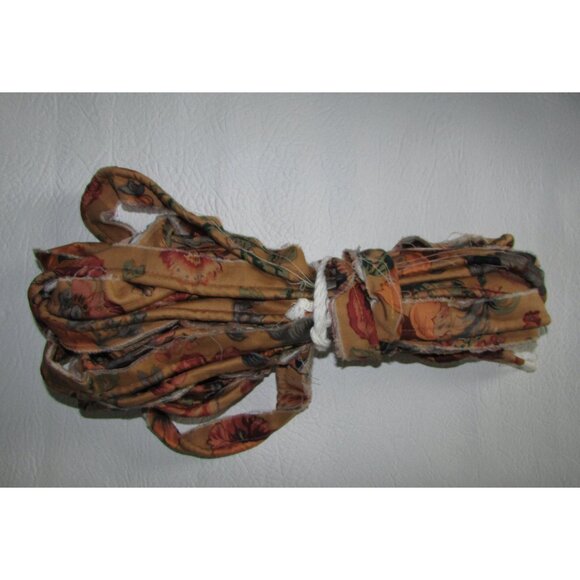 RED Sateen Collection Chintz Piping - Caramel Floral - 12.7 metres - Picture 2 of 10